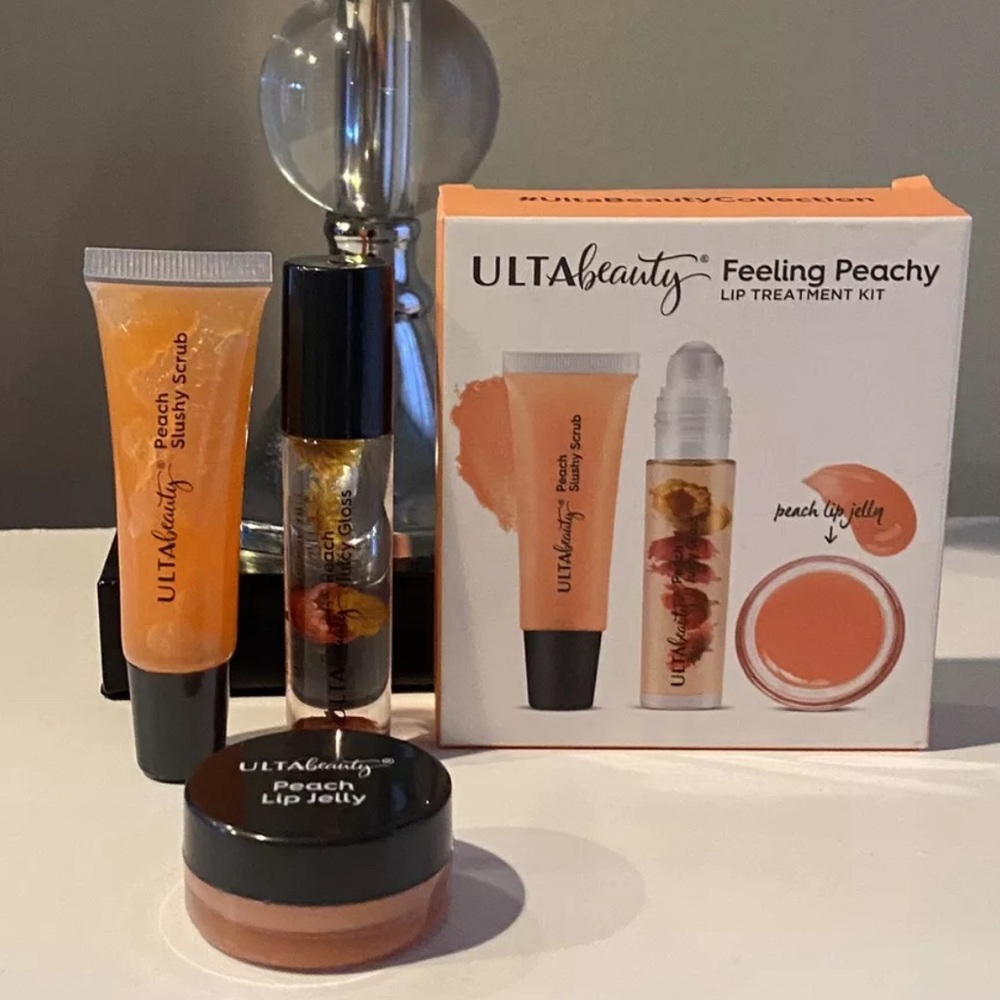 Ulta Beauty Feeling Peachy Lip Treatment Kit NIB🍑